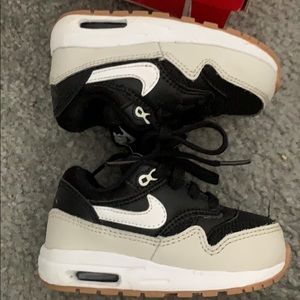 Nike Air Max 1